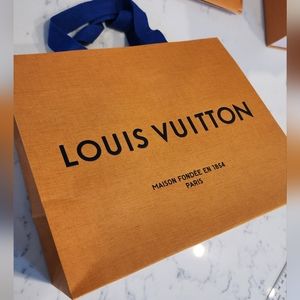LOUIS VUITTON - Medium giftbag (Authentic) 1